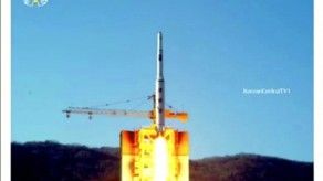 Corea del Norte lanza más misiles al mar en plena etapa de tensión