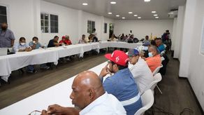 Mesa única de diálogo reunida en Coclé-.