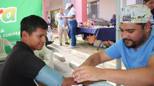Supermercados Xtra supera las 3,500 atenciones médicas gratuitas en 2026.