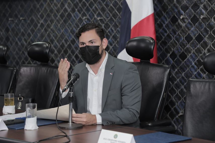 Diputado Juan Diego Vásquez.