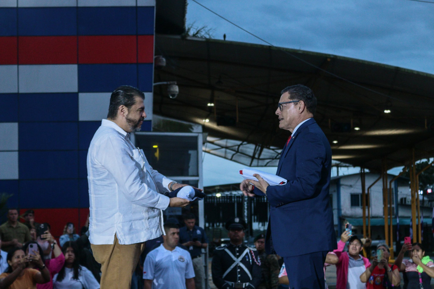 Panamá y Costa Rica refuerzan lazos con intercambio de banderas&nbsp;