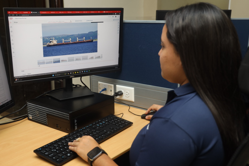 AMP actualiza políticas para el registro de buques.