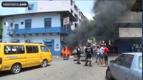 En Ave. B protestaron por acumulación de basura y aguas excretas