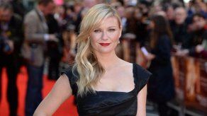 Kirsten Dunst prefiere los vestidos a los vaqueros