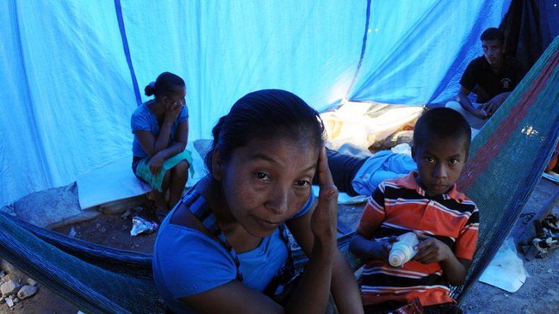 Honduras: 8 mineros cumplen 4 días atrapados