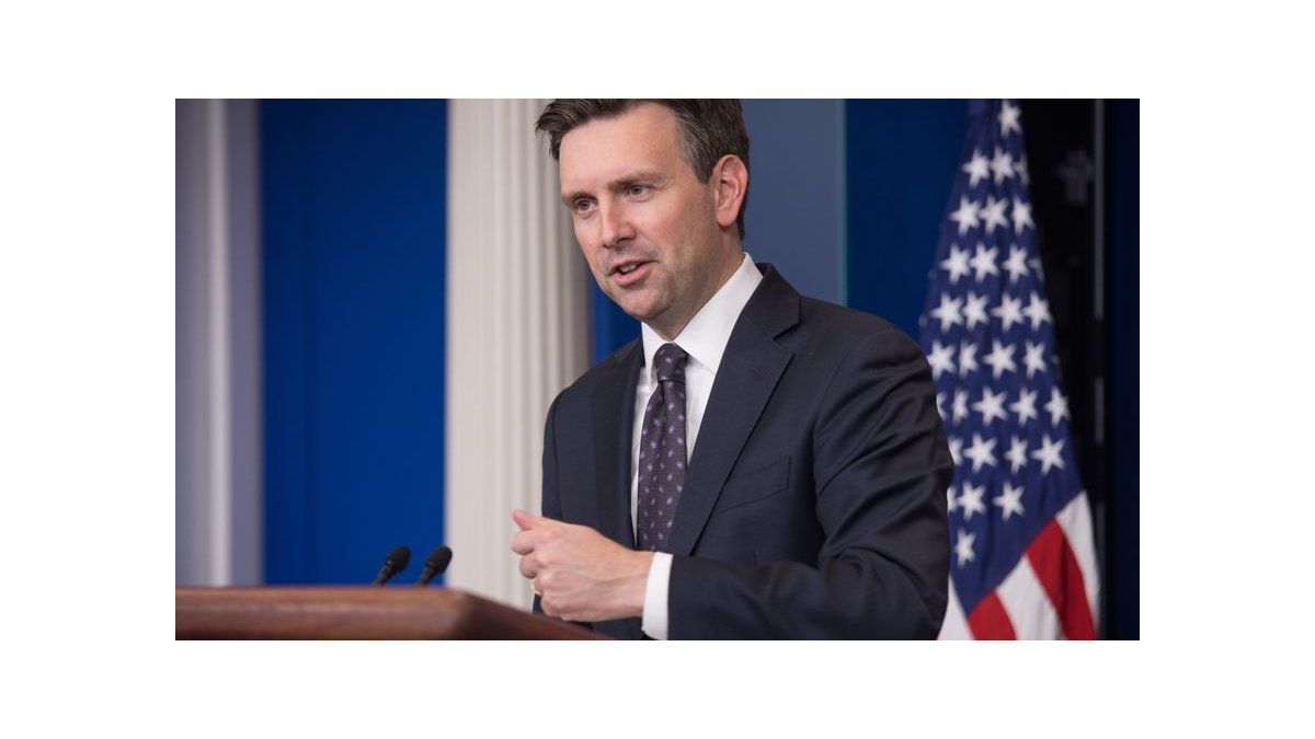 Casa Blanca advierte a Trump que romper acercamiento a Cuba no es tan fácil