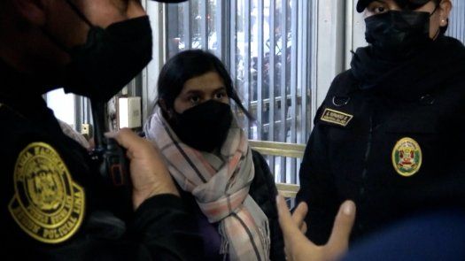 Cuñada del presidente de Perú se entregó tras inéditos allanamientos