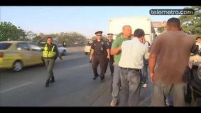 Operativo contra transporte pirata causa tranque en Corredor Sur Operativo contra transporte pirata causa tranque en Corredor Sur