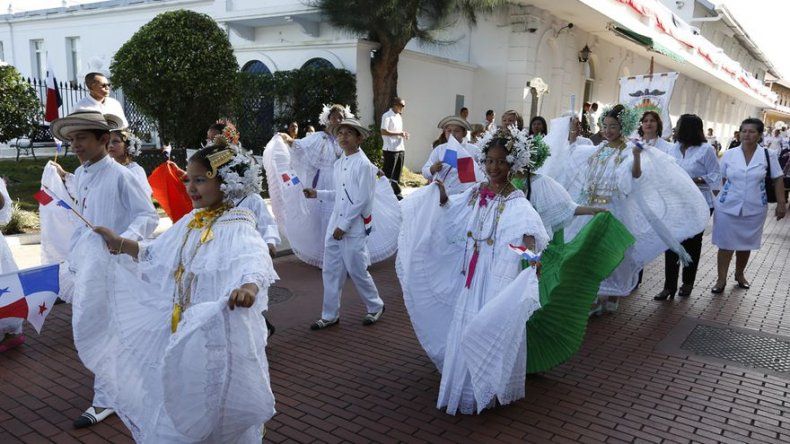 Panameños conmemoran por 2da vez Día de los Símbolos Patrios