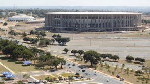 Vista exterior del estadio Mané Garrincha, una de las cuatro sedes de la Copa América 2021, en Brasilia (Brasil).