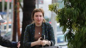 La verborrea tuitera de Lena Dunham es incontenible