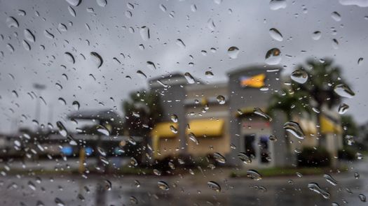 Huracán Milton: Emiten alerta de tornados para partes del sur de Florida