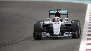 Hamilton domina primeras dos sesiones para GP de Abu Dabi
