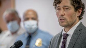 AMY FORLITI y STEVE KARNOWSKI