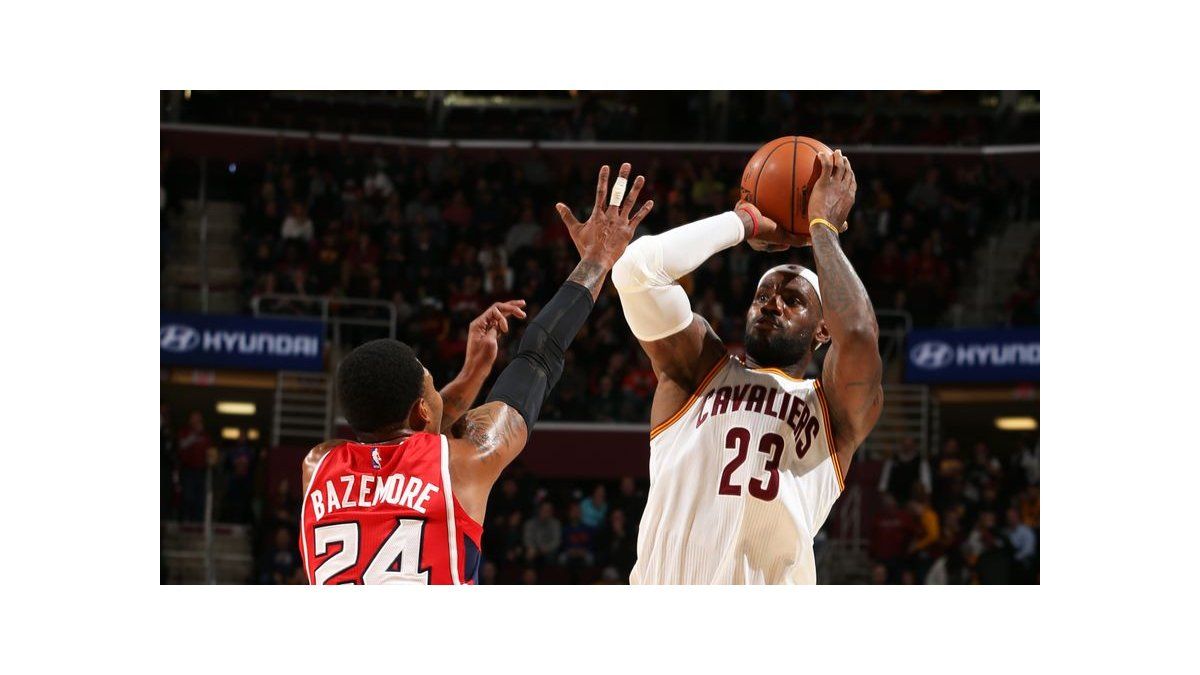 LeBron y Cavs despluman a los Hawks y Pacers frenan a Bulls