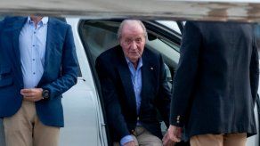 Juan Carlos I vuelve por primera vez a España tras dos años de exilio