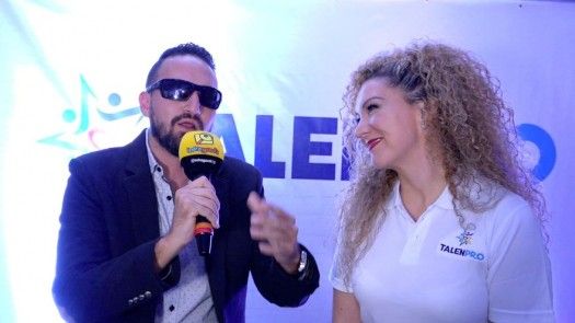 Famosos del patio cantan Despacito