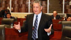 Diputado Quirós solicita al TE levantamiento de fuero electoral