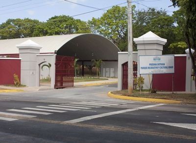 Parque Omar estará cerrado este miércoles por fumigación