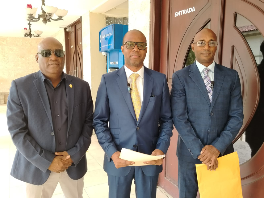 Abogados de Colón presentan demanda&nbsp;