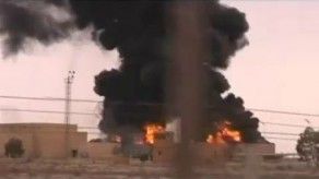 Explosión de un gran depósito de gasolina en Sirte deja más de cien muertos Explosión de un gran depósito de gasolina en Sirte deja más de cien muertos