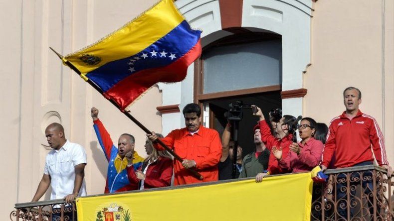 China muestra su apoyo a Maduro y censura intrusión de EEUU en Venezuela