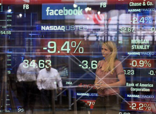 Economía de EEUU se recupera lentamente tras una profunda recesión