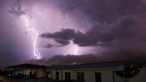 Una mujer muere al ser alcanzada por un rayo en el oeste de Bolivia