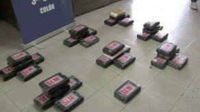 Decomisan 51 paquetes de cocaína en puerto de la provincia de Colón Decomisan 51 paquetes de cocaína en puerto de la provincia de Colón