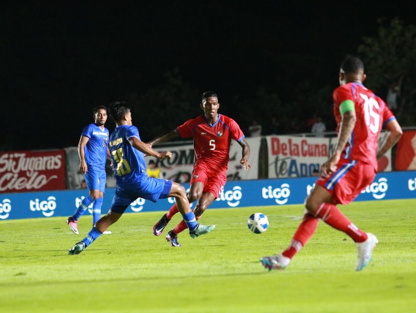 La selección de Panamá logró remontar ante Nicaragua