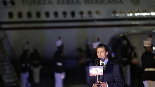 Peña Nieto ofrece apoyo a Obama y a Castro para la restitución de relaciones