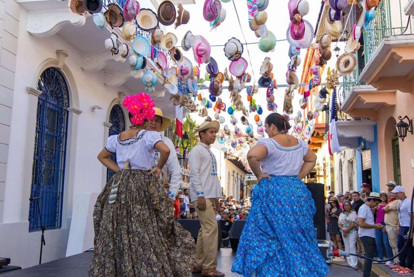 ¡Buena noticia! La Alcaldía de Panamá inaugura la Calle de los Sombreros