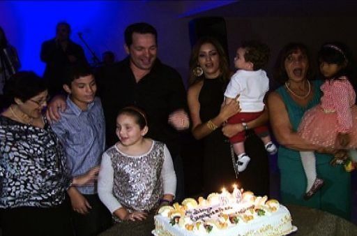 Ferrufino celebra su cumpleaños rodeado de copartidarios