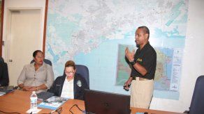 Detectan 5 extranjeros trabajando como seguridad en Condado del Rey sin permisos