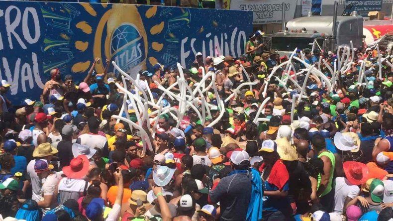 Punta Fogón Unido en los carnavales de las Tablas este lunes