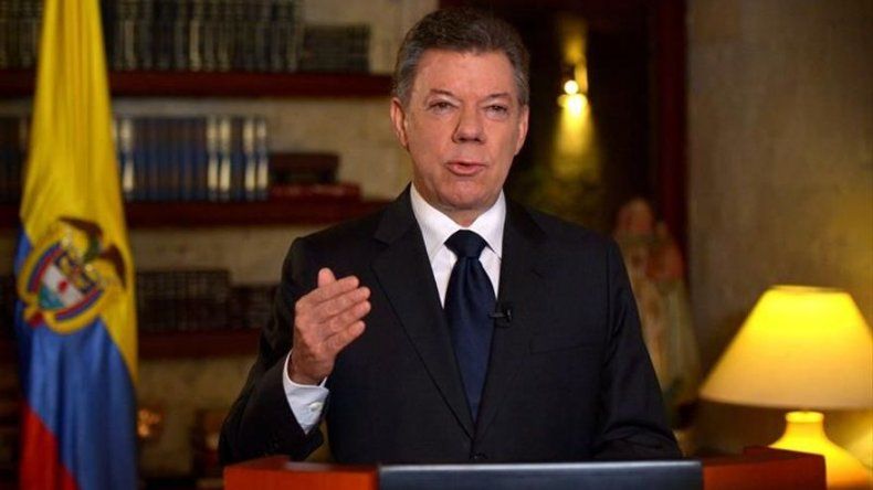 Sin entrega armas no habrá acuerdos de paz: Santos