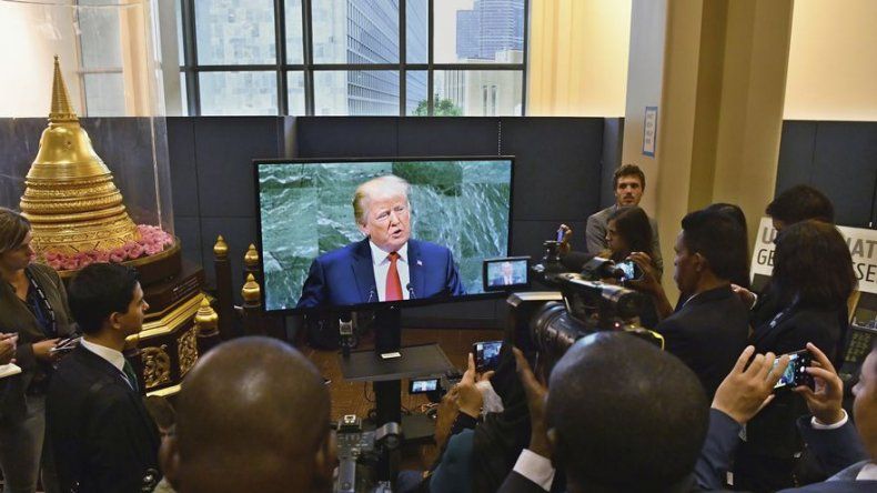 Trump se burla de los militares venezolanos