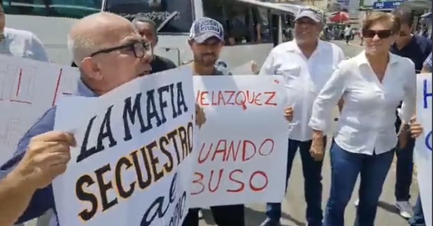 Moradores de la Chorrera hacen protestas por implementación de parquímetros