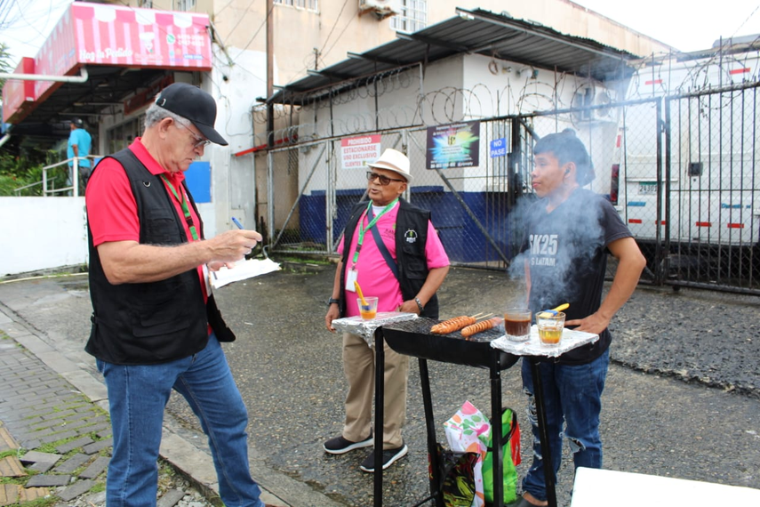 MINSA refuerza operativos sanitarios en desfiles patrios