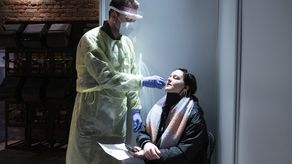 Se espera que Scholz y los gobernadores consideren además acortar las cuarentenas siguiendo el ejemplo de otros países.