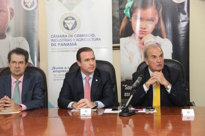 Empresarios panameños y españoles acuerdan explorar oportunidades de negocio