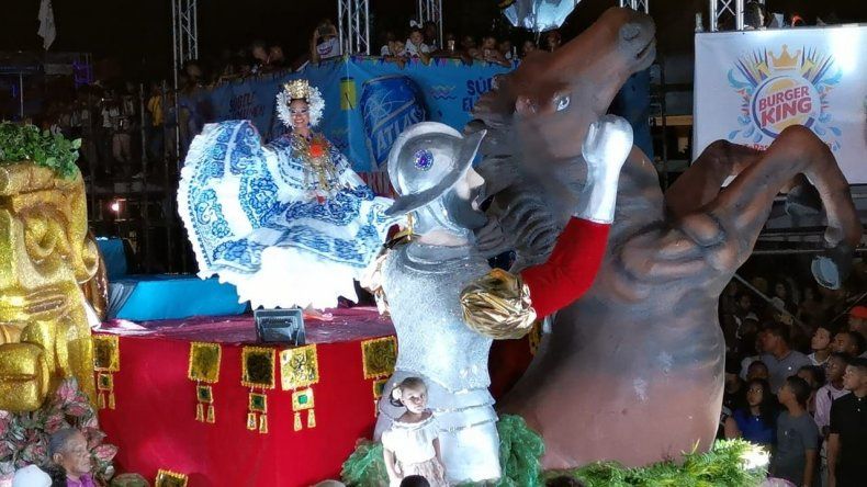 Domingo típico en el Carnaval de Chitré 2020