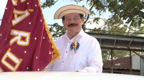 Dorindo Cárdenas en caravana hasta Las Tablas por sus 60 años de carrera artística