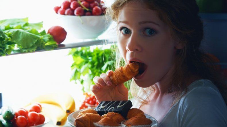 ¡Tranquilízate! Comer de noche no engorda
