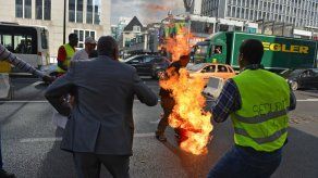 Mujer brasileña muere en España tras quemarse a lo bonzo en su domicilio