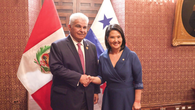 Mulino asiste a la toma de posesión de Keiko Fujimori en Perú