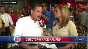 Navarro se ríe y asegura que “hoy Panamá sale adelante” ante rumores de declinación