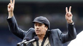 Carlos Santana denuncia el estereotipo negativo contra hispanos