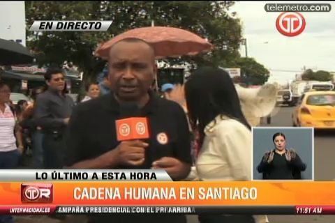 Gremios docentes realizan cierre de calle en Veraguas