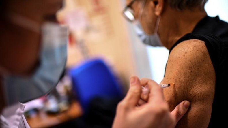 Francia ha vacunado ya a un millón de personas